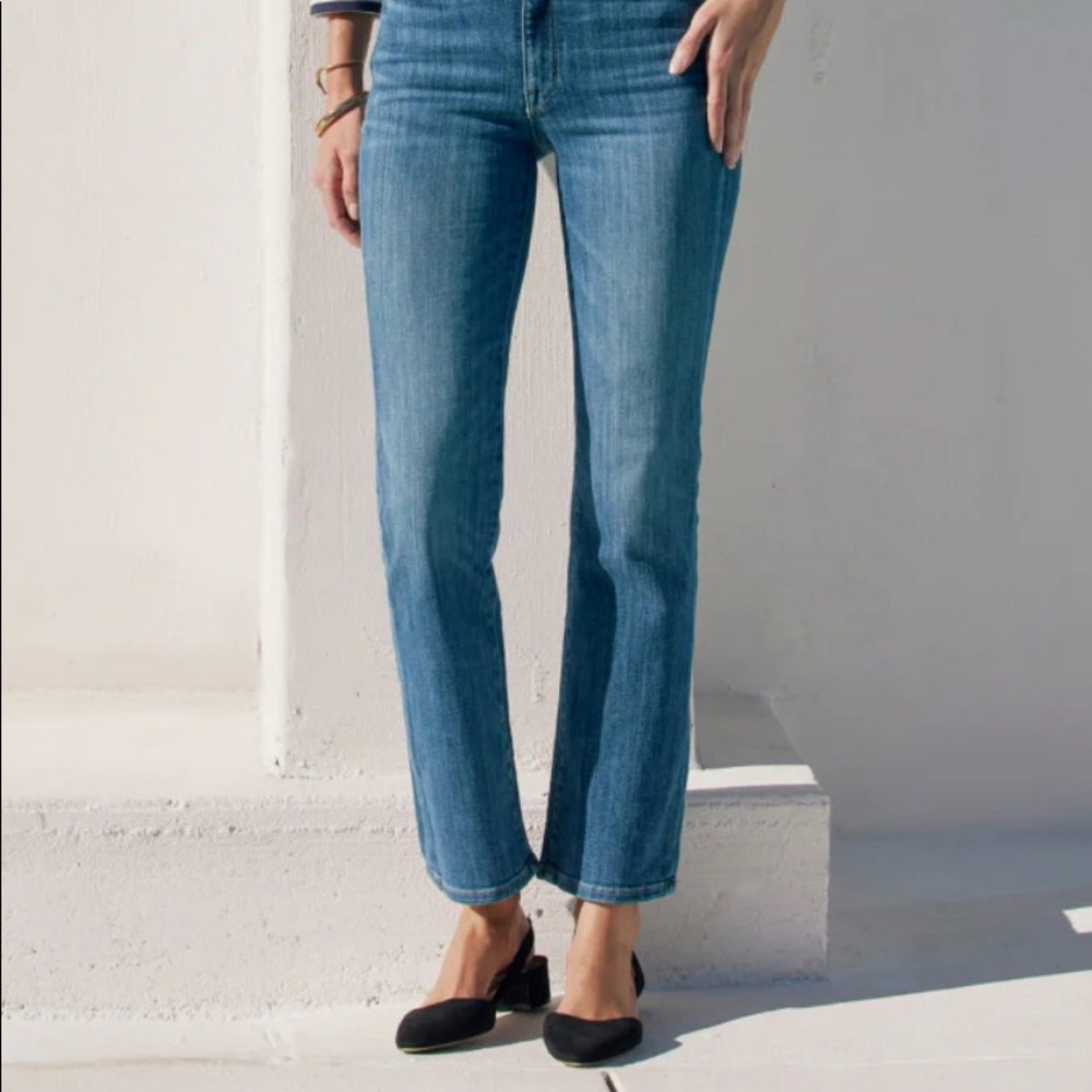 NWT AYR “The Pop” Denim. 28 Waist, 27 Inseam. Color: Laid Back